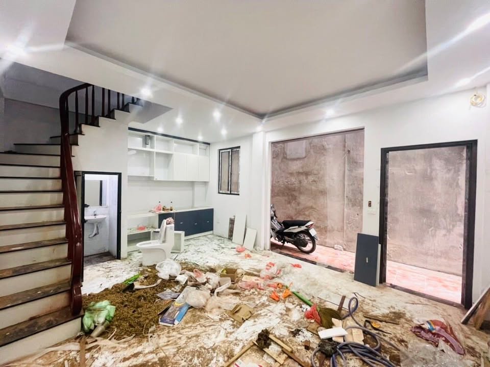 Nhà phố Bà Triệu, Hà Đông 32m² giá 7 tỷ - Vị trí đắc địa, mặt phố chính!