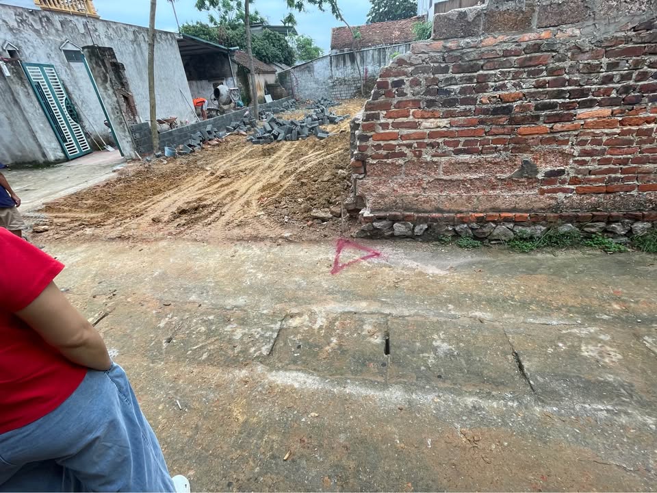 Đất thổ cư 100m² tại Đông Yên, Quốc Oai - Cách chợ chỉ 50m, ô tô vào tận nơi!