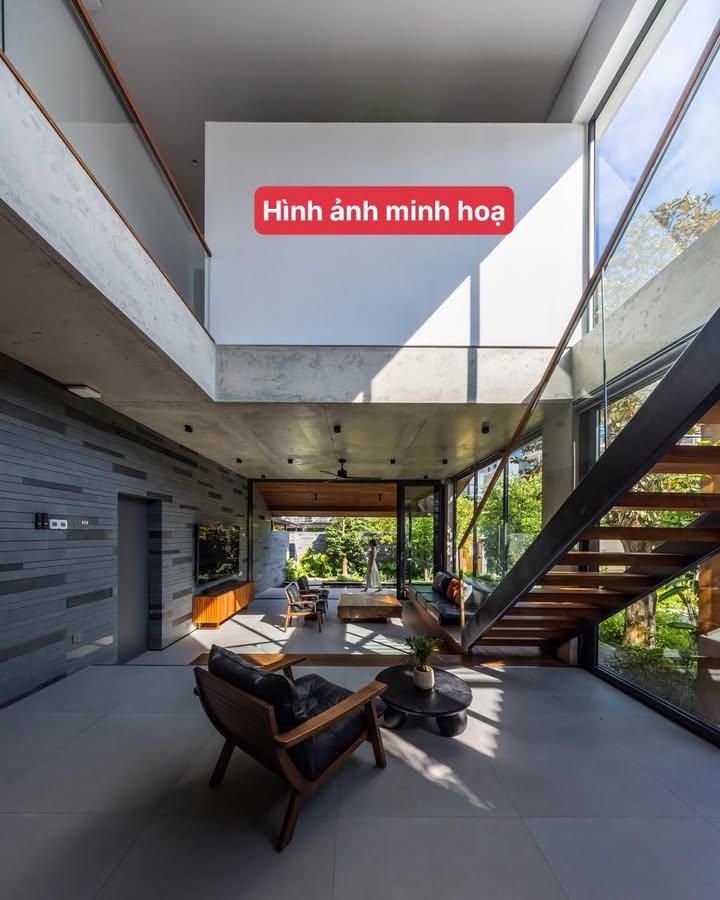 Biệt thự 2 tầng Đà Nẵng 200m² giá 25 tỷ - Sát sông Hàn, thiết kế hiện đại!