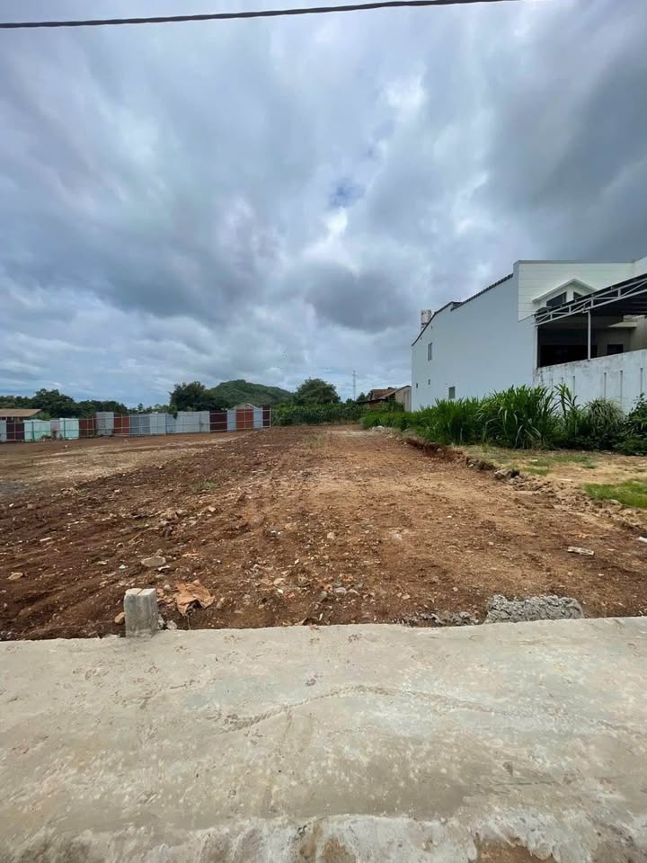 Bán đất thổ cư tại đường C, phường Cư Êbur, Buôn Ma Thuột, 370m² chỉ 3.149 tỷ - Đầu tư sinh lời ngay!