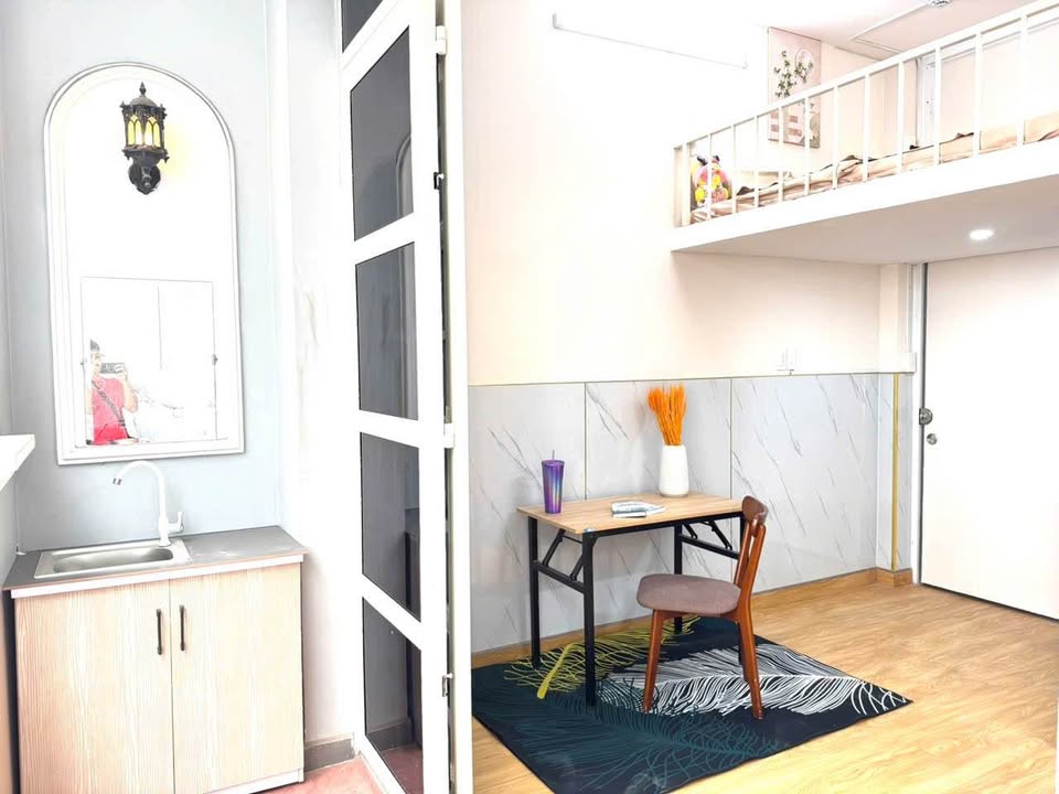 Phòng Duplex cho thuê tại Ngã Tư Hàng Xanh 1PN - Nội thất đầy đủ, giá tốt