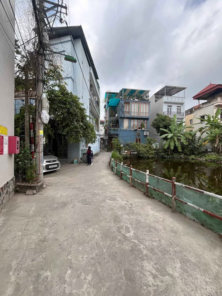 Nhà đẹp phố Đông Ngạc 32m² giá 7.9 tỷ - Ô tô đỗ tận cửa!