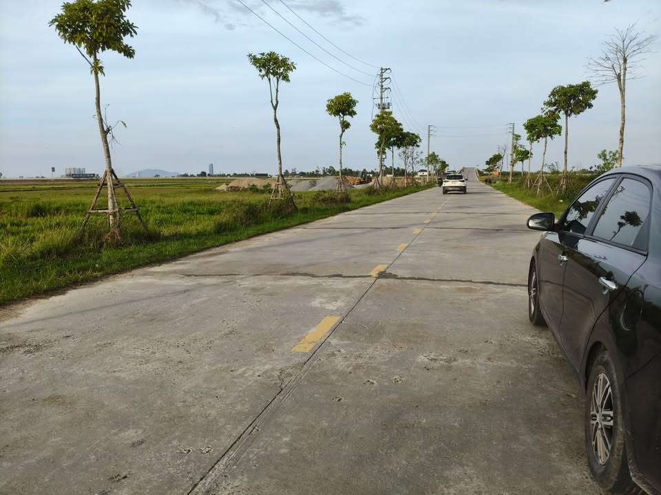 Đất mặt tiền đường Nguyễn Xí kéo dài, Thạch Xuân, 260m² - Đầu tư sinh lời cao!