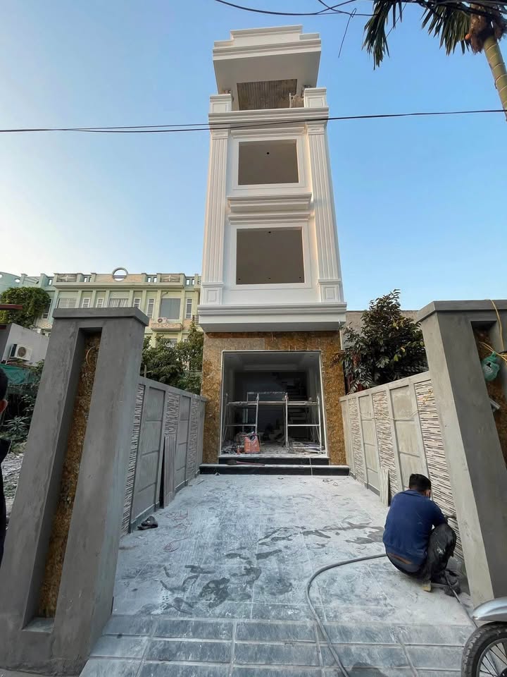 Nhà độc lập 80m² tại ngõ Phủ Thượng Đoạn - Giá chỉ 4.6 tỷ, sẵn sàng vào ở!