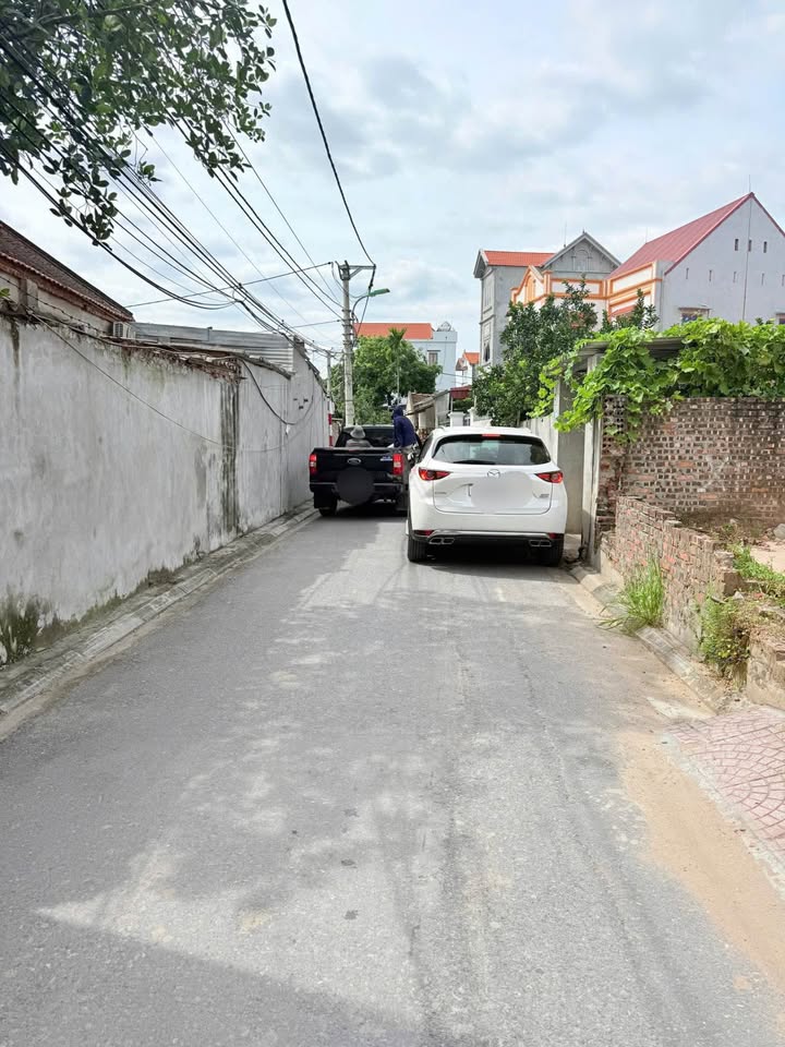 Đất nền 40m² đường Sen Hồ, Thuận An, Gia Lâm, giá 3.25 tỷ - Đầu tư hấp dẫn!