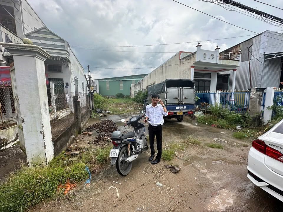 Đất thổ cư 323m² đường Lê Hồng Nhi, Cái Răng, Cần Thơ - Giá chỉ 3.23 tỷ!