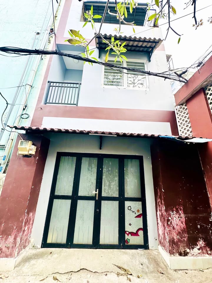 Nhà phố đường Số 19, Gò Vấp 86m² giá 6.9 tỷ - Nở hậu đẹp, sát mặt tiền!