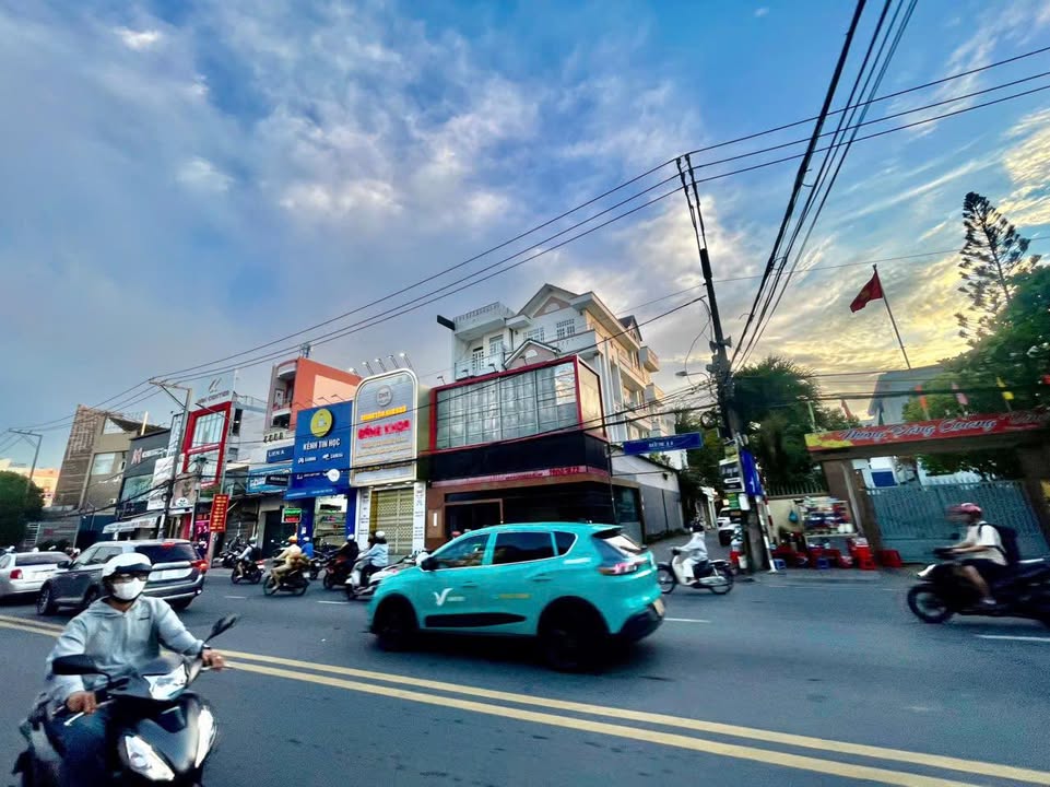 Cho thuê nhà góc 2 mặt tiền Mậu Thân, Ninh Kiều 93m² - Vị trí siêu đắc địa!