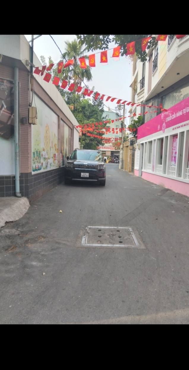 Nhà 5 tầng Phan Xích Long, 50m² giá 8 tỷ - Sẵn sàng vào ở ngay!