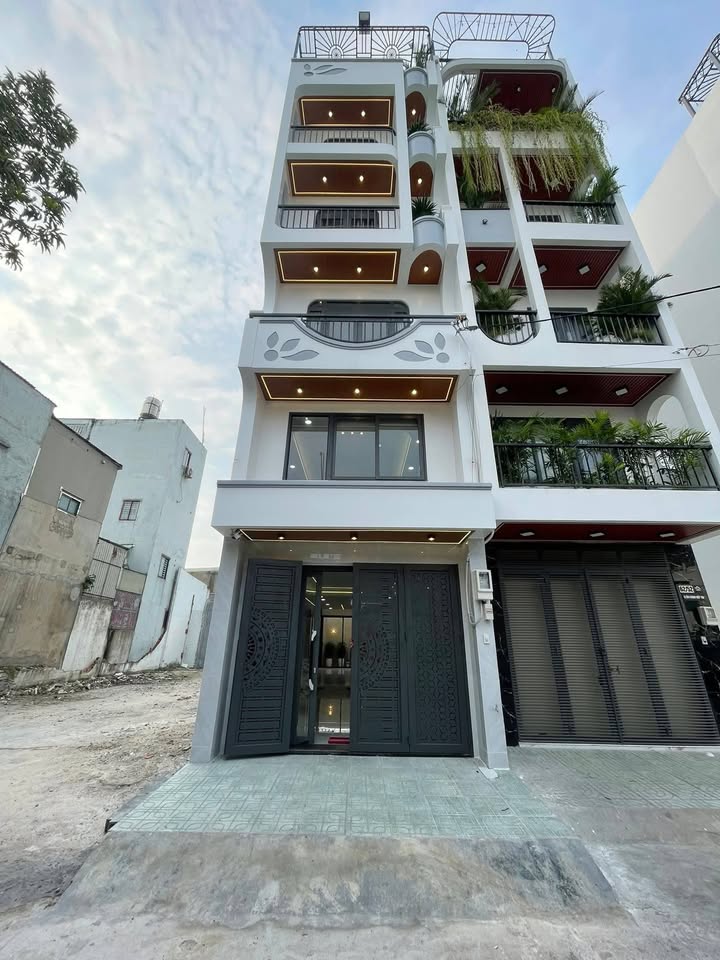 Nhà phố quận 12 đường Tô Ký 80m² giá 8.7 tỷ - Thiết kế hiện đại, full nội thất sang trọng!