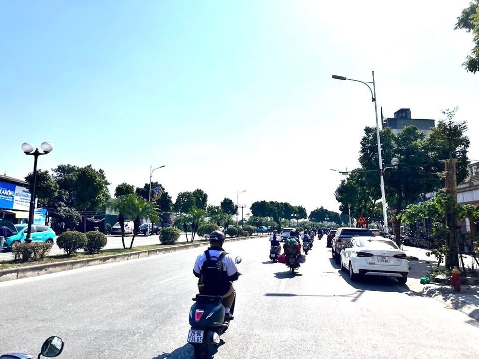 FrontHouse Hồng Tiến, Long Biên 42m² - Bán gấp, pháp lý sạch 100%!