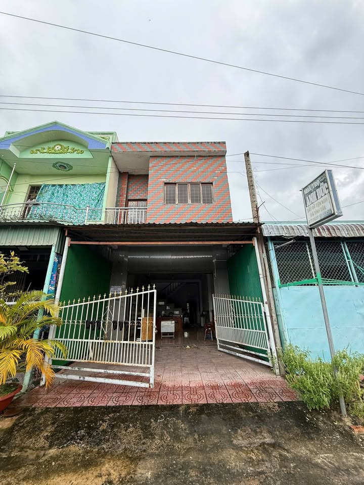 Bán nhà phố chính chủ tại Trần Quốc Toản, Cao Lãnh 116m² giá 2.9 tỷ - Đầu tư sinh lời ngay!