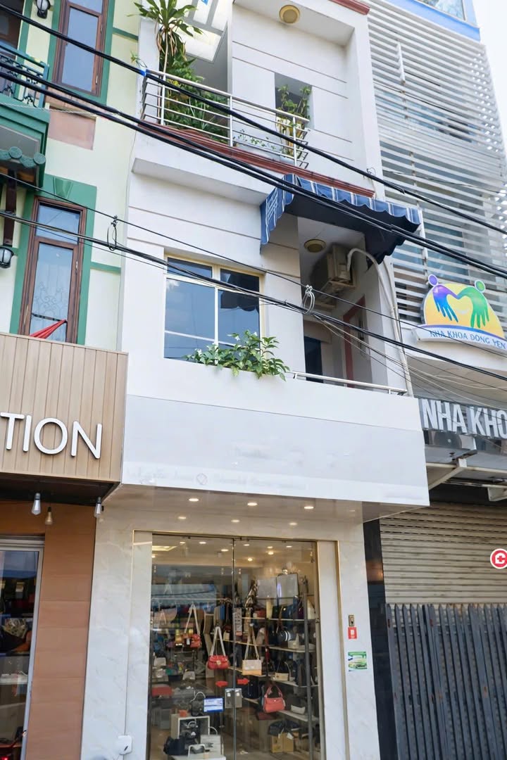 Nhà mặt tiền Vạn Kiếp quận Bình Thạnh 52m² giá 35 triệu - Kinh doanh đắc địa ngay hôm nay!