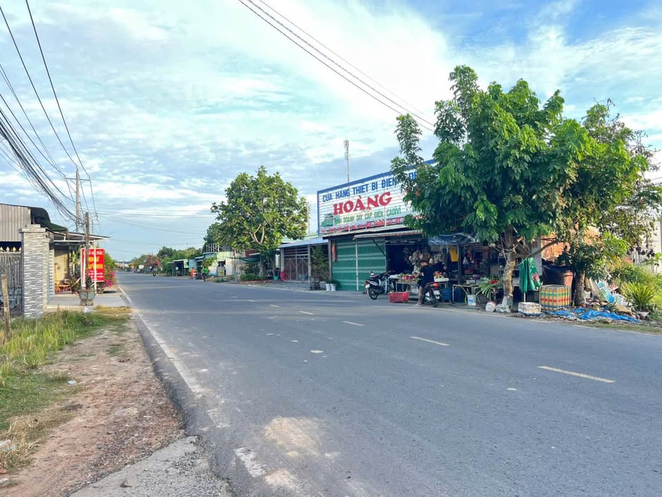 Đất nền Hiệp Thạnh Gò Dầu 192m² - Sổ đỏ chính chủ, đường thông thuận lợi!