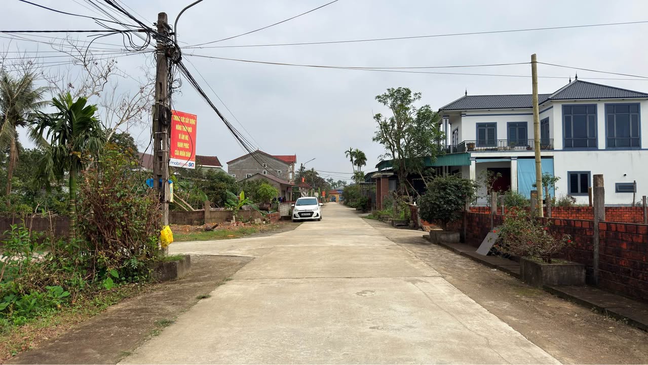 Đất nền 2 mặt tiền phường Hà Huy Tập 220.4m² giá 2.3 tỷ - Vị trí đắc địa, sẵn sàng xây dựng!