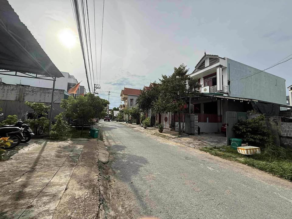 Đất nền mặt tiền Nguyễn Hiền, Bảo Ninh 110m² giá chỉ 2.3 tỷ - Cơ hội đầu tư hấp dẫn!