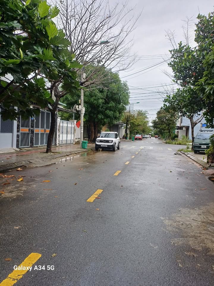 Nhà 3 tầng Hòa Xuân, Đà Nẵng 100m² giá 8.2 tỷ - Sẵn sàng dọn vào ở ngay!