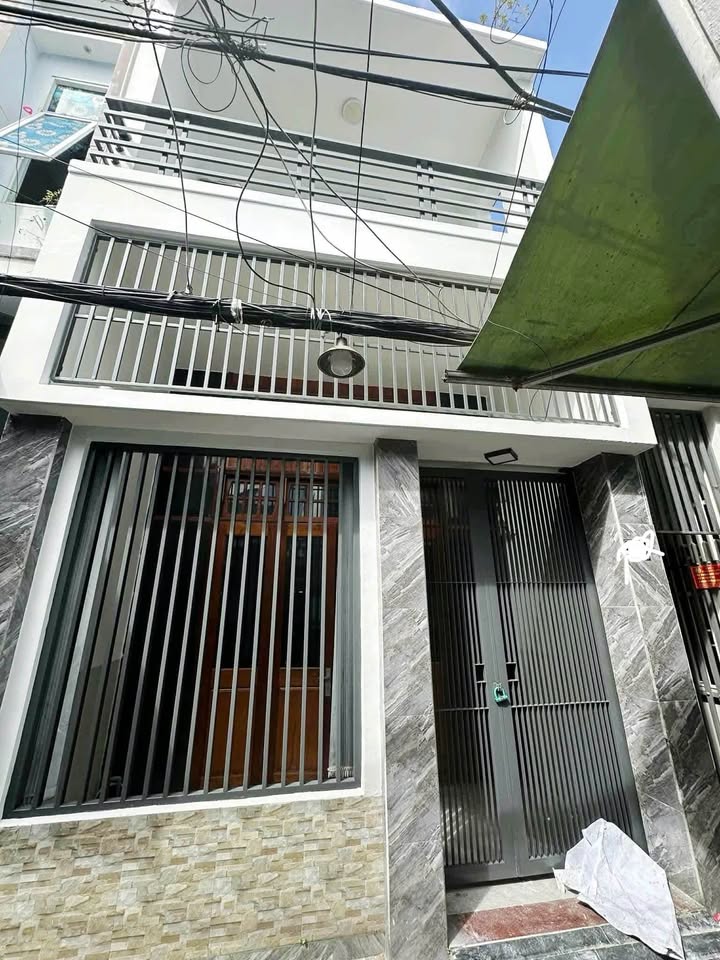 Nhà đẹp 3 tầng Lê Độ 98m² giá 5.65 tỷ - Chỉ việc dọn vào ở ngay!