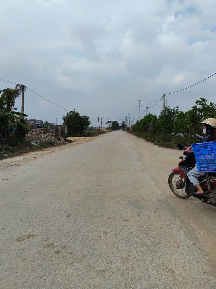 Đất nền Tân Định Cát, Quảng Xương 150m² - Sổ đỏ chính chủ, giá thỏa thuận!