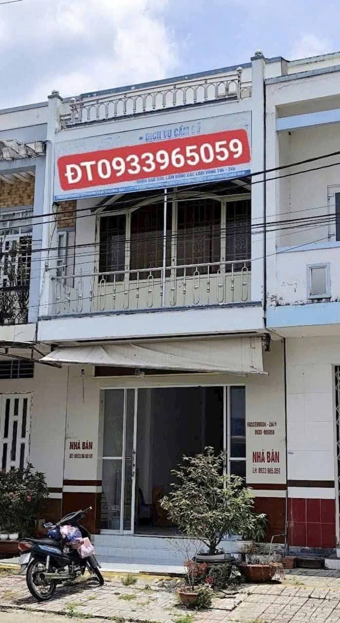 Nhà 2 tầng mặt tiền đường 3.2, Thị trấn Cây Dương, 65m² giá 2.2 tỷ - Chính chủ bán gấp!