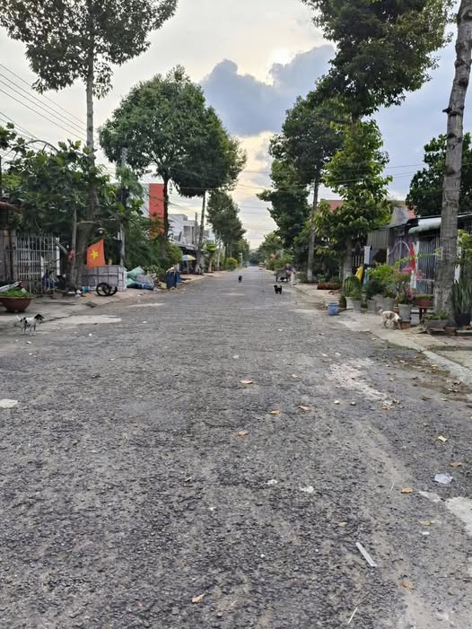 Nhà 1 Trệt 1 Lửng Phường Long Châu, Vĩnh Long 84.6m² - An Ninh, Giao Thông Thuận Tiện