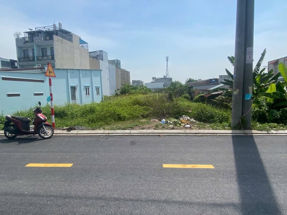 Đất thổ cư quận 12 - Thạnh Xuân 52, 1.392m² chỉ 26.5 tỷ - Đường lớn, tiện ích đa dạng!