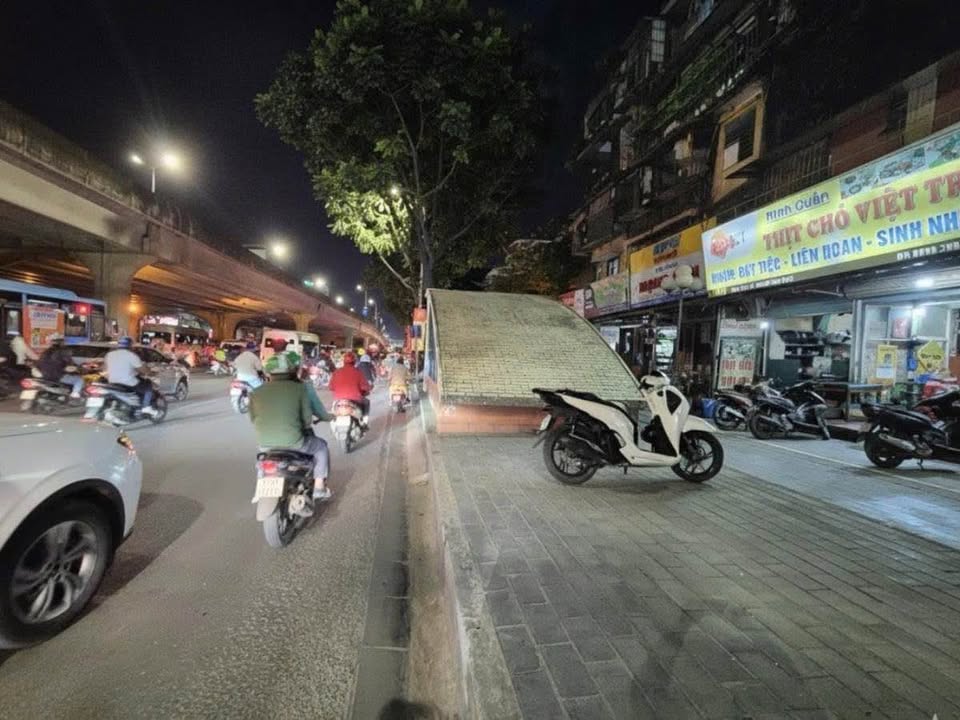 FrontHouse Thanh Xuân Bắc 75m² giá thỏa thuận - Kinh doanh mặt phố vỉa hè cực hiếm!