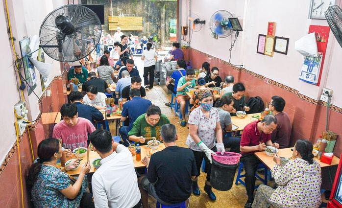 Cho thuê mặt phố Hoàng Ngân 120m² giá thỏa thuận - Khu vực kinh doanh sầm uất!