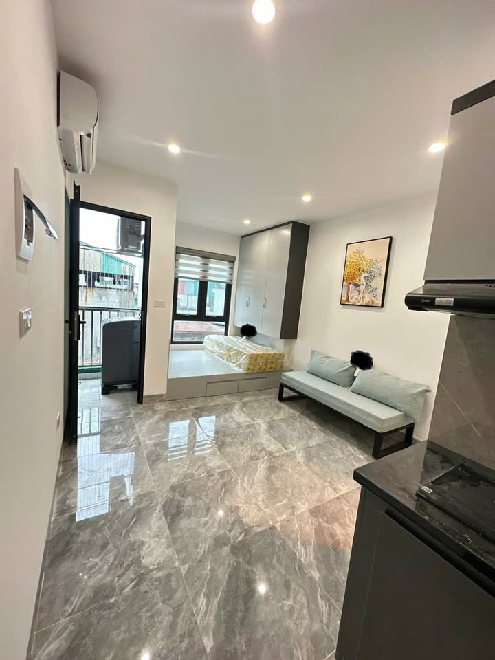 Cho thuê phòng 302 Mễ Trì Hạ 5.2 triệu - Full đồ, ban công thoáng