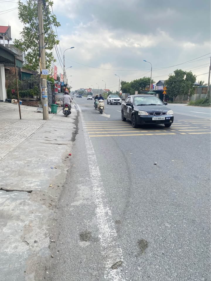 Đất nền tại Quốc Lộ 18A, Đông Triều - 90m² giá 2.9 tỷ - Đầu tư sinh lời ngay!