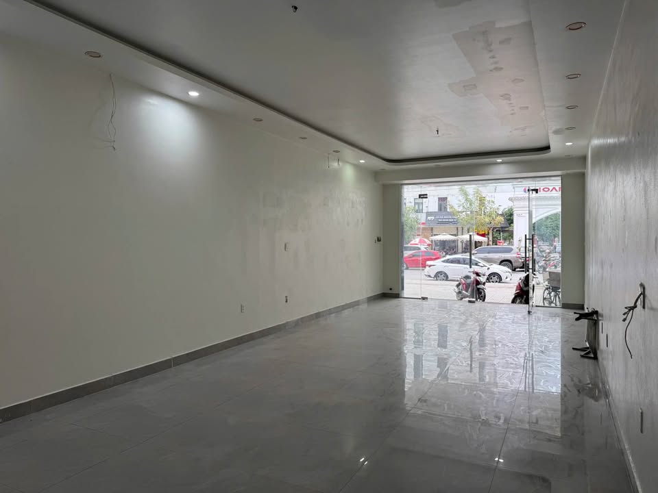 Bán đất mặt đường Máng Nước, An Đồng 100m² giá 13 tỷ - Kinh doanh sầm uất!