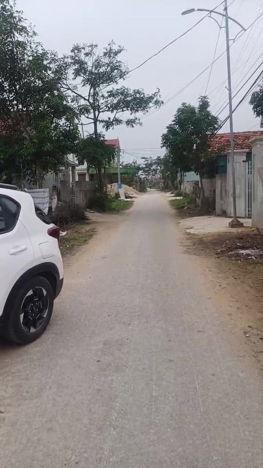 Đất thổ cư Quỳnh Liên 140m² giá thỏa thuận - Bám trục đường nhựa tiện lợi!