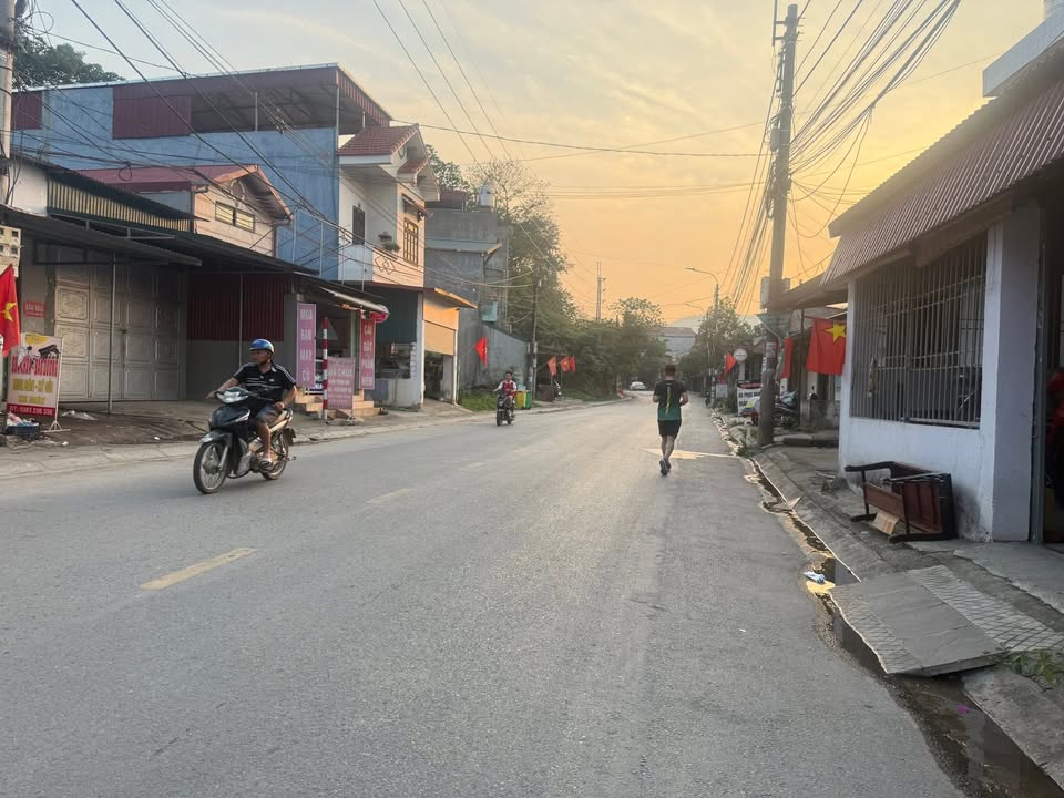 Đất trung tâm Lạng Sơn 99.8m² giá 2 tỷ - Vị trí kinh doanh lý tưởng!