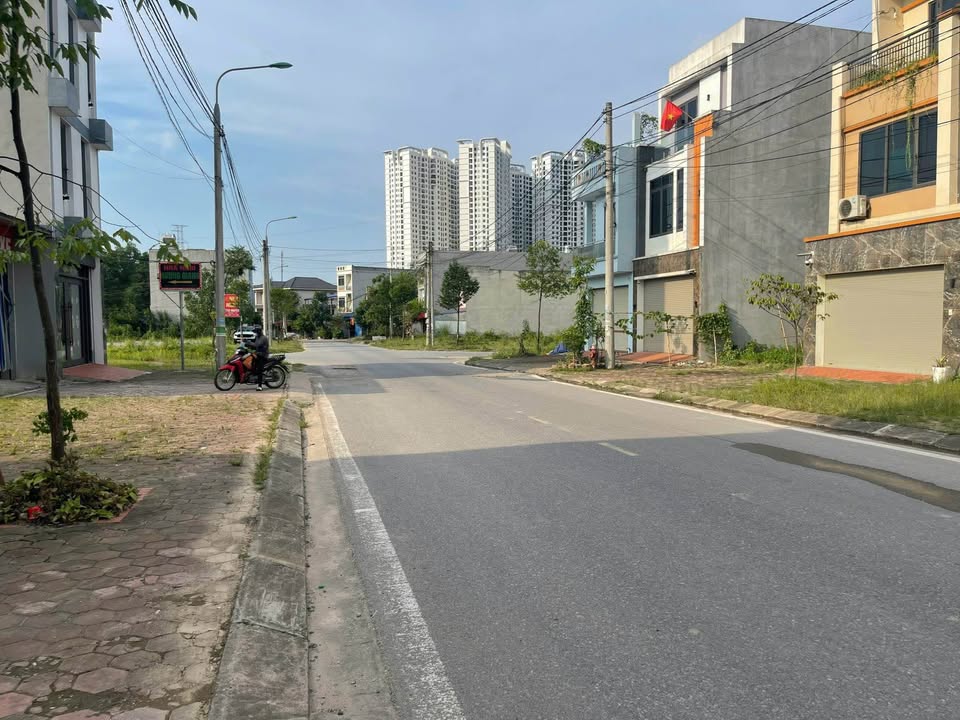 Đất nền Thịnh Đán Thái Nguyên 112.5m² giá 4 tỷ - Mặt tiền rộng, kinh doanh thuận lợi!