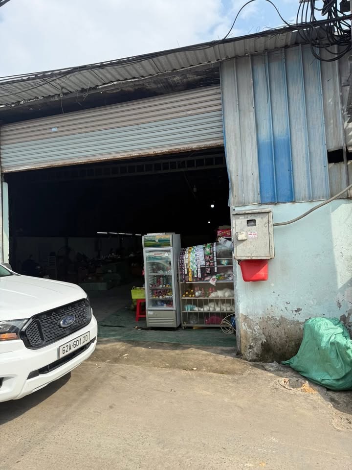 Bán kho tại Tân Vĩnh Lộc, 312m² giá 5 tỷ - Sổ đỏ riêng, cho thuê 16 triệu/tháng!