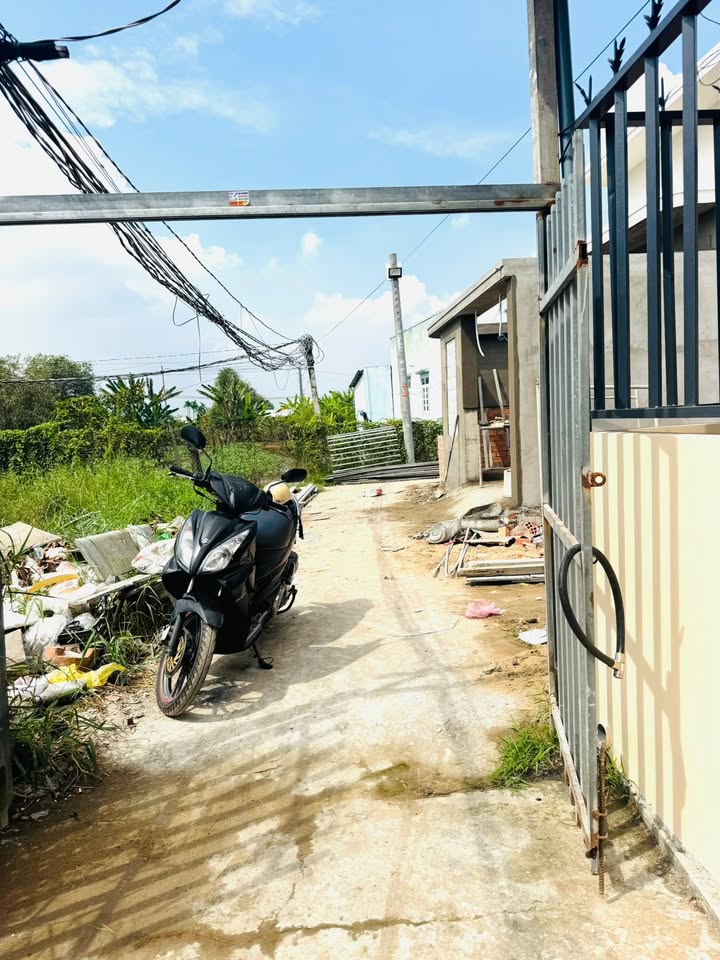 Nhà cấp 4 ấp Lộc Hậu, Cần Giuộc 91m² giá 1.5 tỷ - Dân cư đông đúc, an ninh tốt!