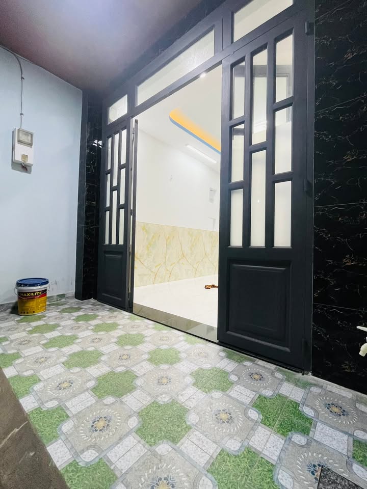 Apartment CCVB Xuân Thới Thượng 40m² giá 1.49 tỷ - Nhà mới sạch đẹp, thích hợp cho gia đình!
