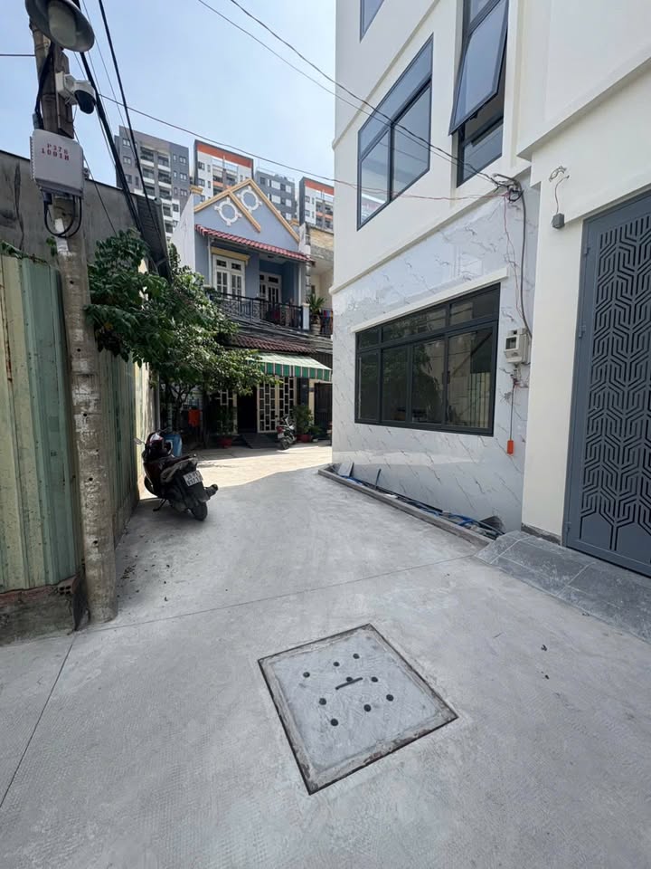 Nhà phố đường Thủy Lợi Phước Long A - Quận 9, 55m² giá 5.1 tỷ - Sang tên ngay!