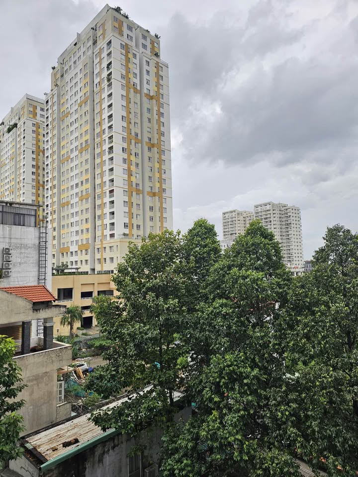 Căn hộ Thủ Thiêm Sky quận 2, 57m² giá 5 tỷ - Nhà mới, full nội thất!