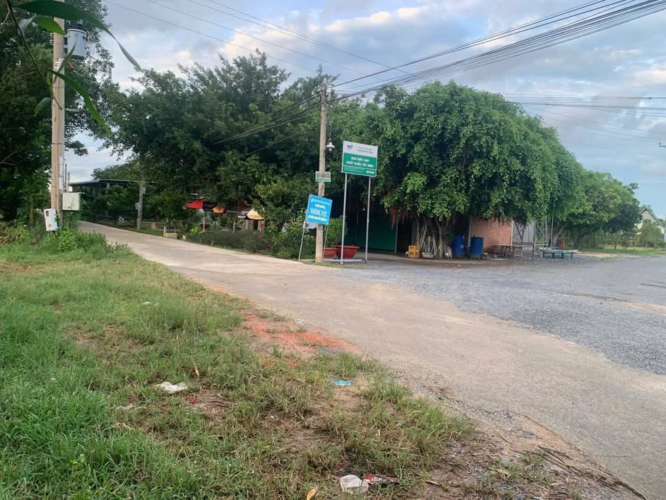 Đất mặt tiền Ấp Bến, An Thạnh, Bến Cầu 690m² giá 6.9 tỷ - Cơ hội đầu tư kinh doanh tuyệt vời!