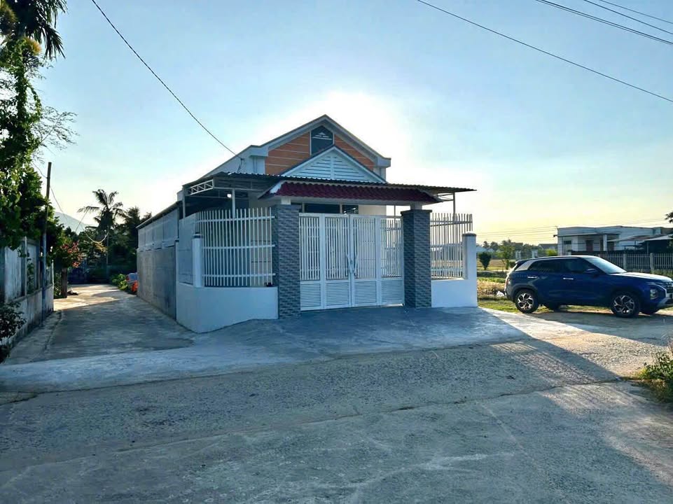 Lô đất đẹp Bình Lộc 116m² giá 950 triệu - View thoáng mát, ô tô tận nơi!