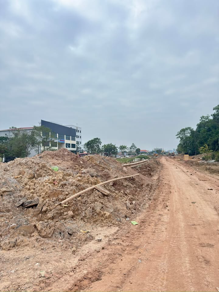 Đất nền mặt tiền Đại lộ Võ Nguyên Giáp, Quảng Đông 100m² - Đầu tư sinh lời hấp dẫn!