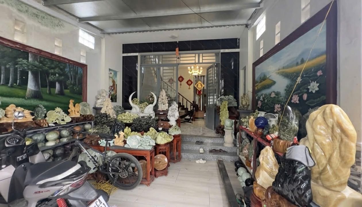 Nhà cho thuê 1 trệt 1 lầu tại P.8, Vĩnh Long - Giá chỉ 6 triệu/tháng!