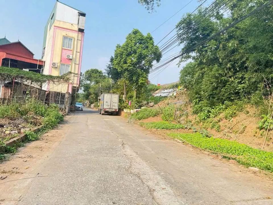 Lô đất Hiệp Thuận 58m² giá 2 tỷ - Đường ô tô vào tận nơi!