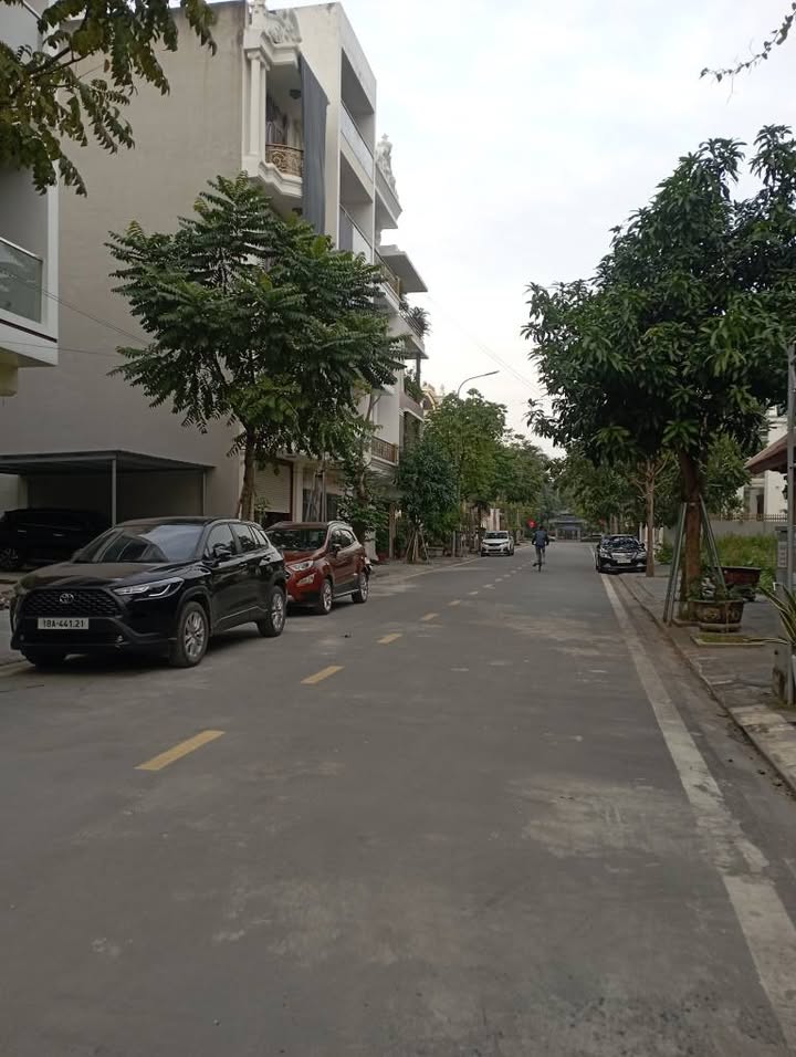 Lô đất Khu đô thị Dệt May Nam Định 100m² giá thỏa thuận - Hướng Đông, dân trí cao