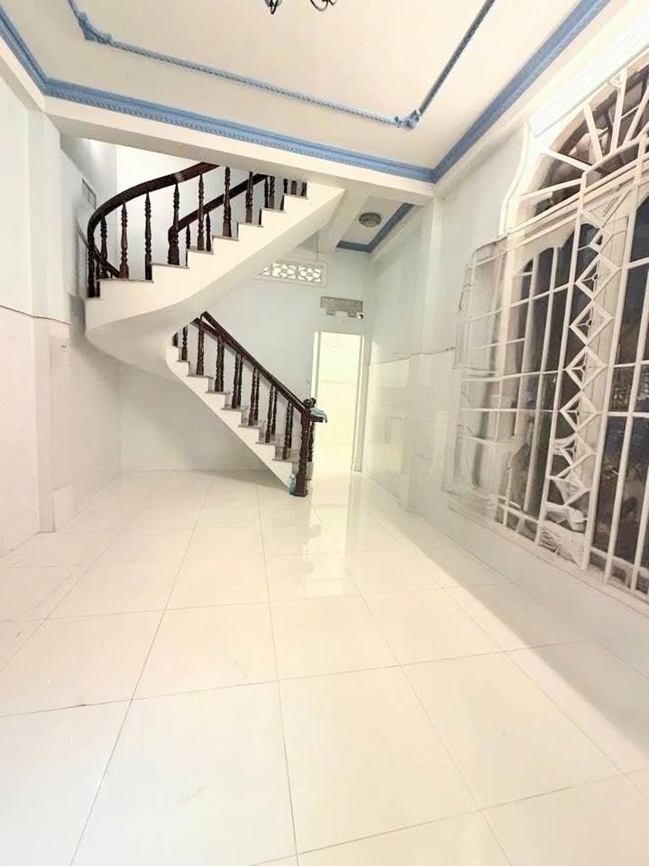 Nhà riêng Quang Trung, Gò Vấp 65m² giá nhỉnh 6 tỷ - Hẻm xe hơi, tiện ích đầy đủ!