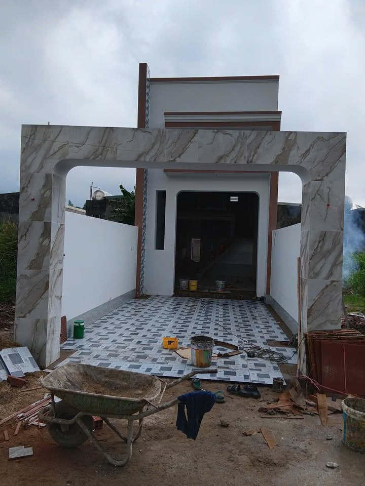 Nhà ấp 6 An Viễn 122m² giá 1.69 tỷ - Full thổ cư, 3 phòng ngủ tiện nghi!