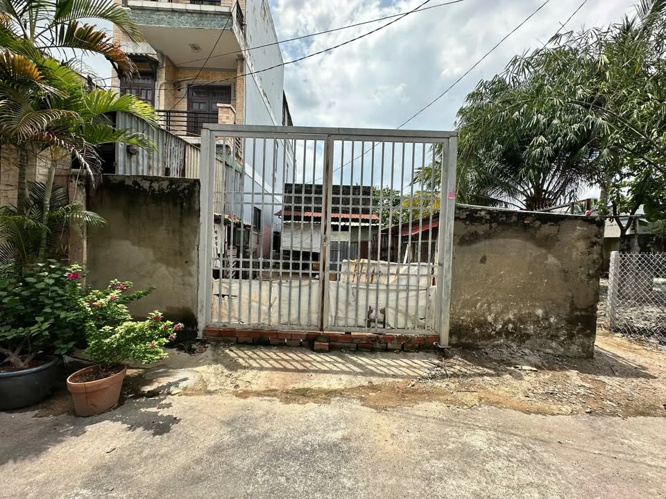 Đất nền quận Thủ Đức 105m² giá 5.3 tỷ - Sổ hồng chính chủ, ô tô vào tận nơi!