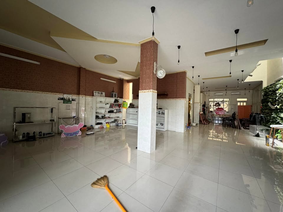 Nhà mặt tiền Nguyễn Văn Cừ, An Bình, Ninh Kiều 216m² giá 65 triệu - Cho thuê dài hạn!