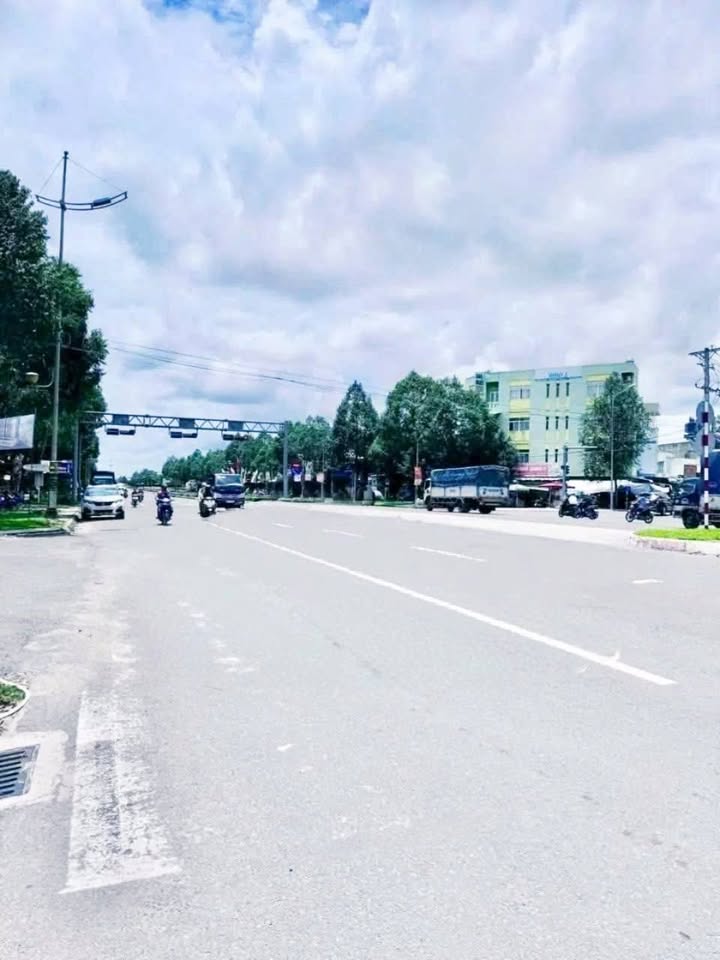 Đất nền mặt tiền Võ Văn Kiệt, Cần Thơ 65m² giá 7.9 tỷ - Vị trí đắc địa kinh doanh